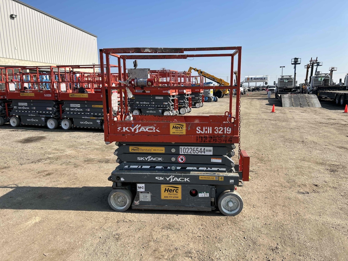 2017 Skyjack SJ3219-14