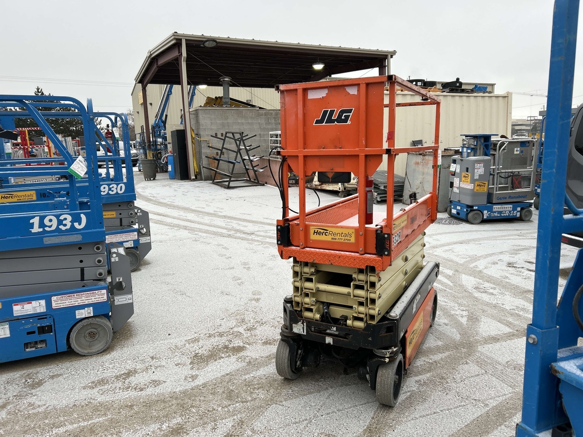 2018 JLG 1932R-5