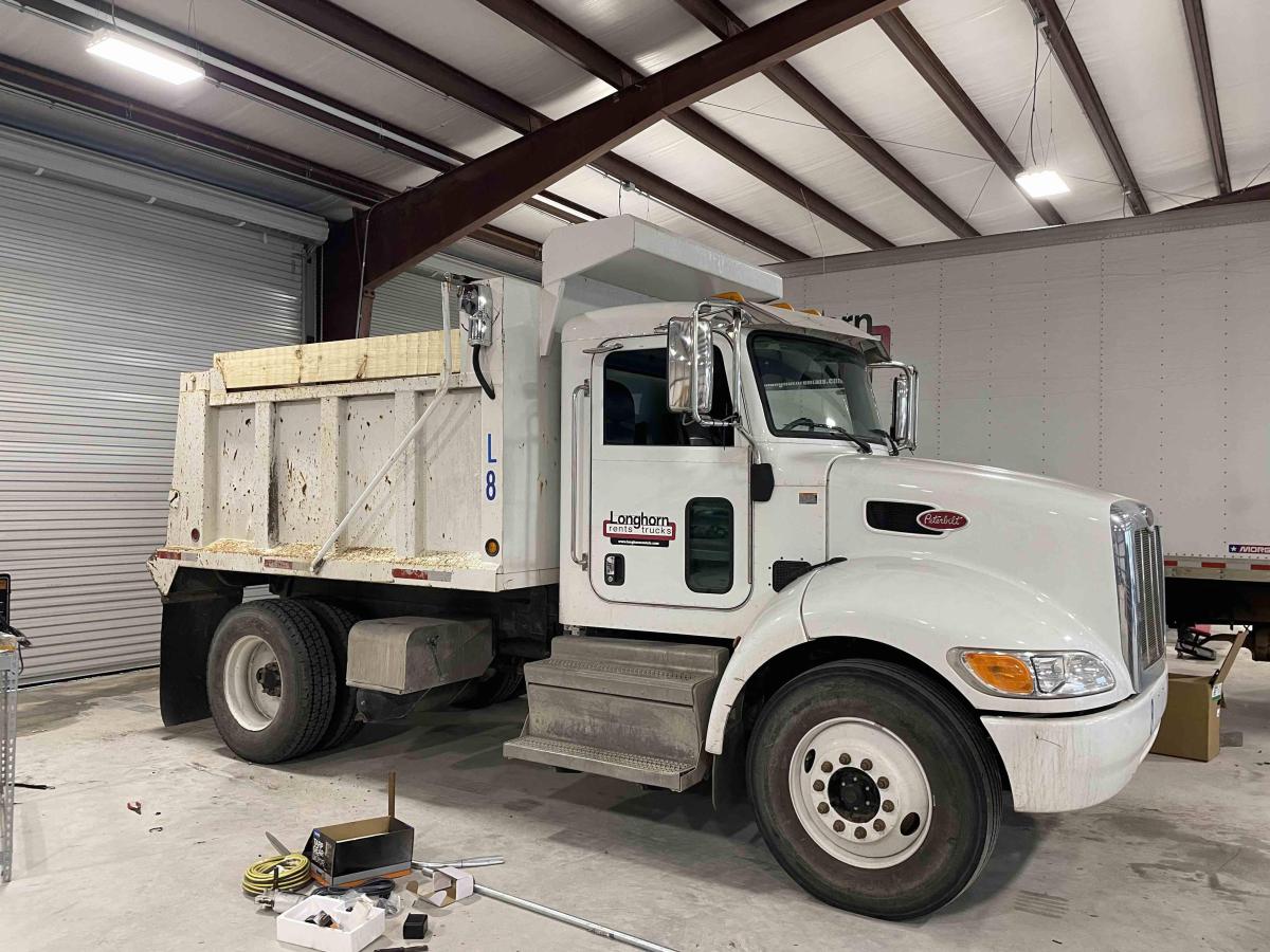 2021 Peterbilt 337