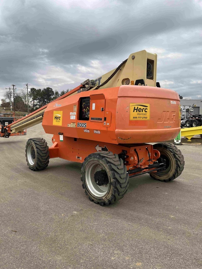 2018 JLG 800S-7