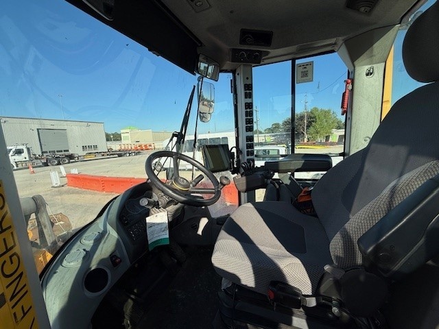2021 Volvo L70H-11