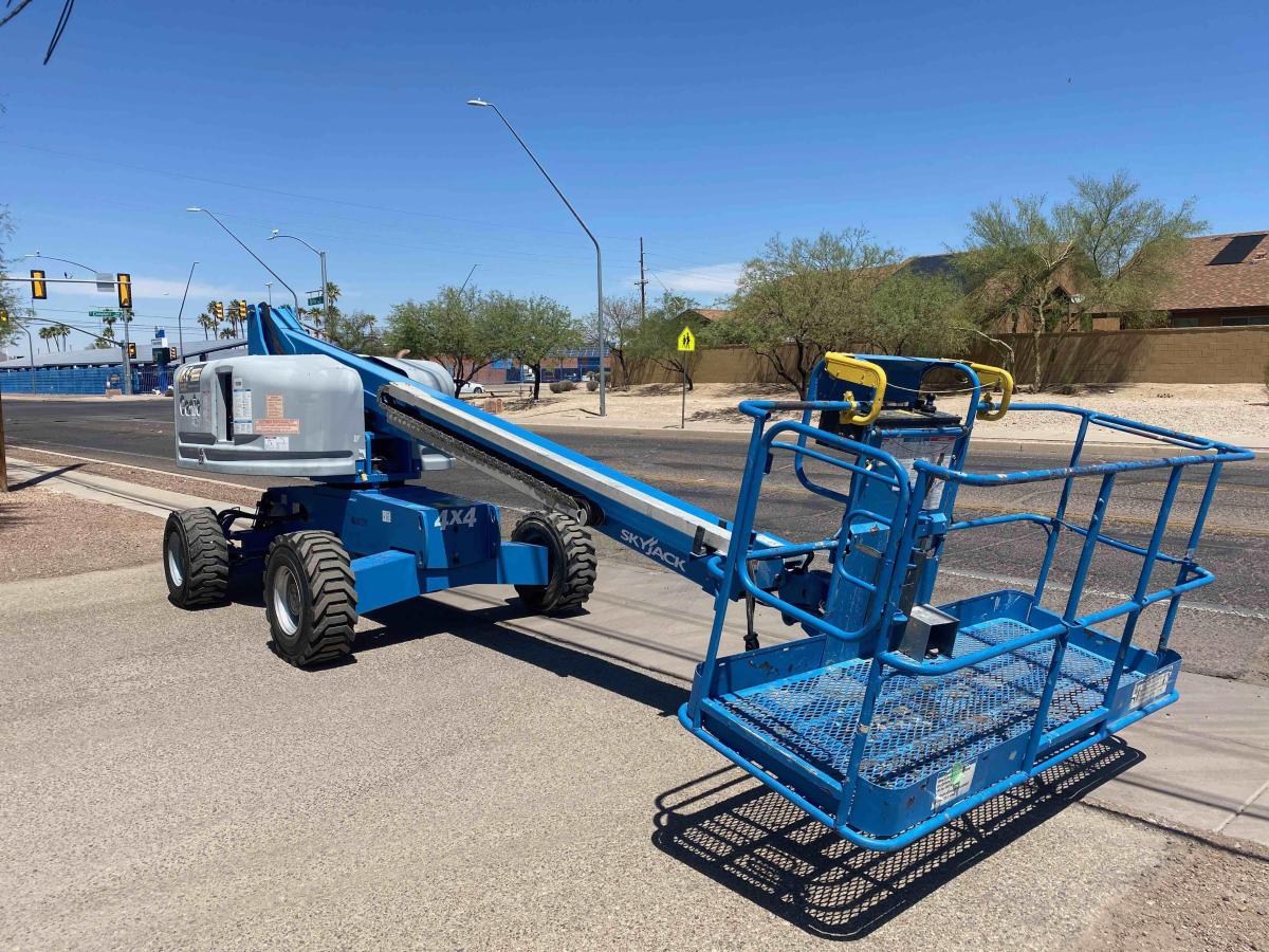 2017 Genie S-40