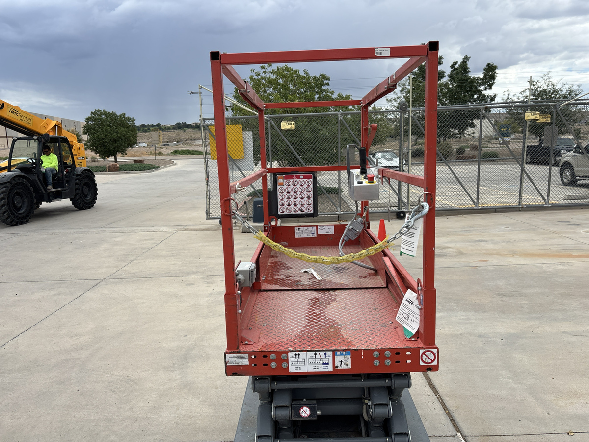 2017 Skyjack SJ3219-8