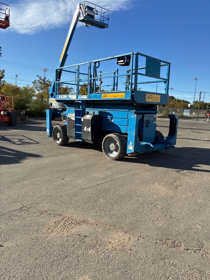 2014 Genie GS-4390 RT-2