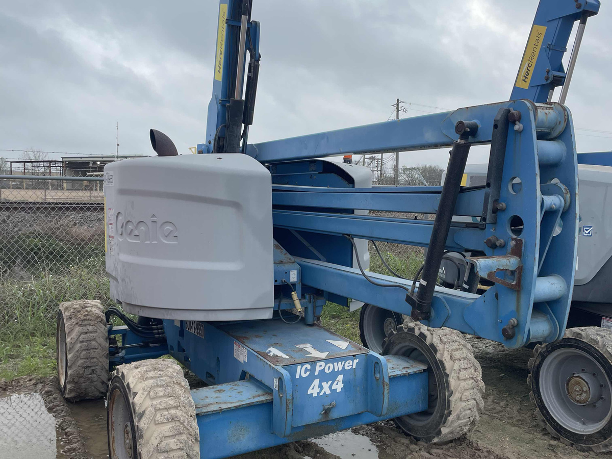 2016 Genie Z-45/25J RT-4
