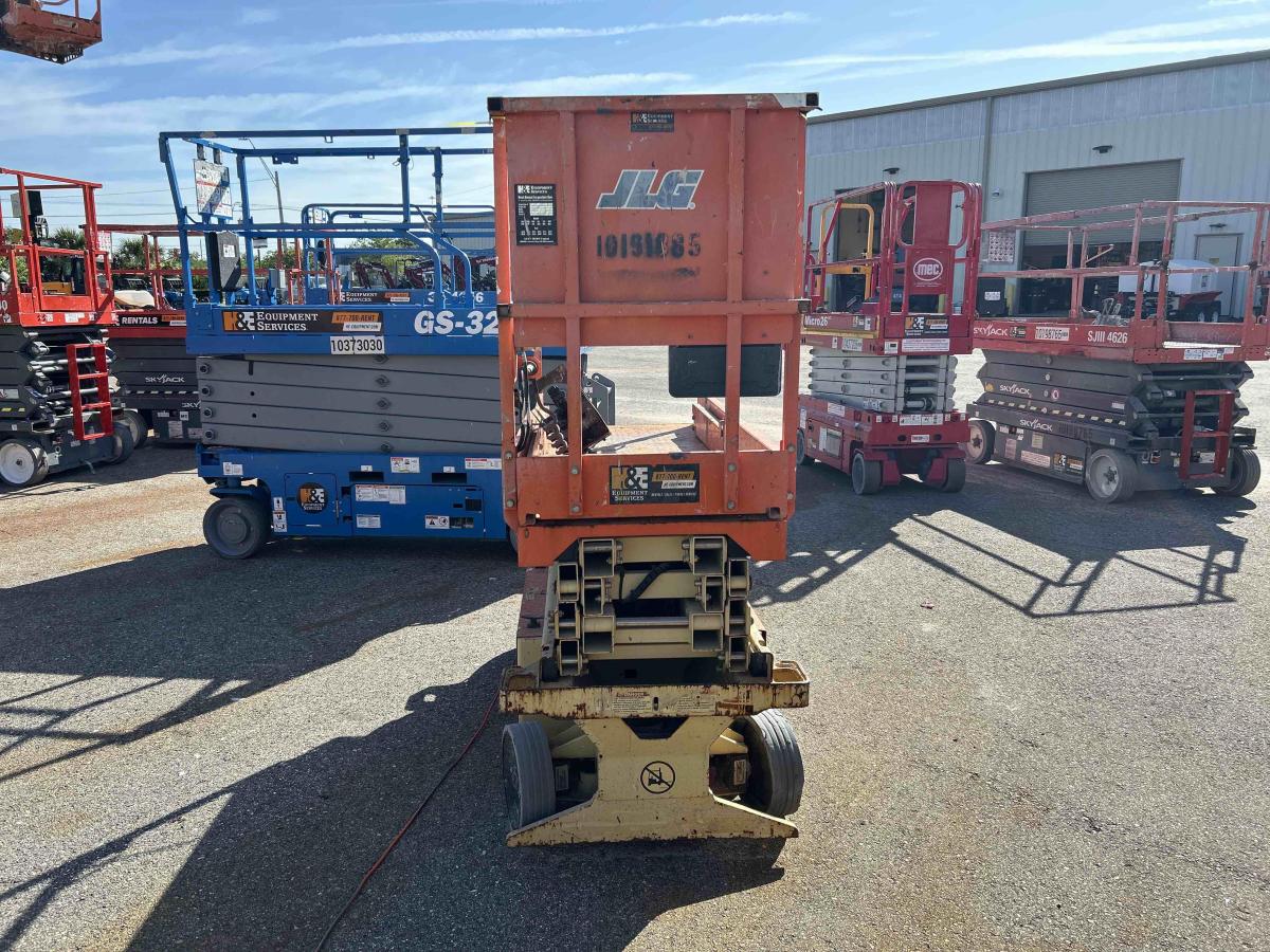 2016 JLG 1932R-3