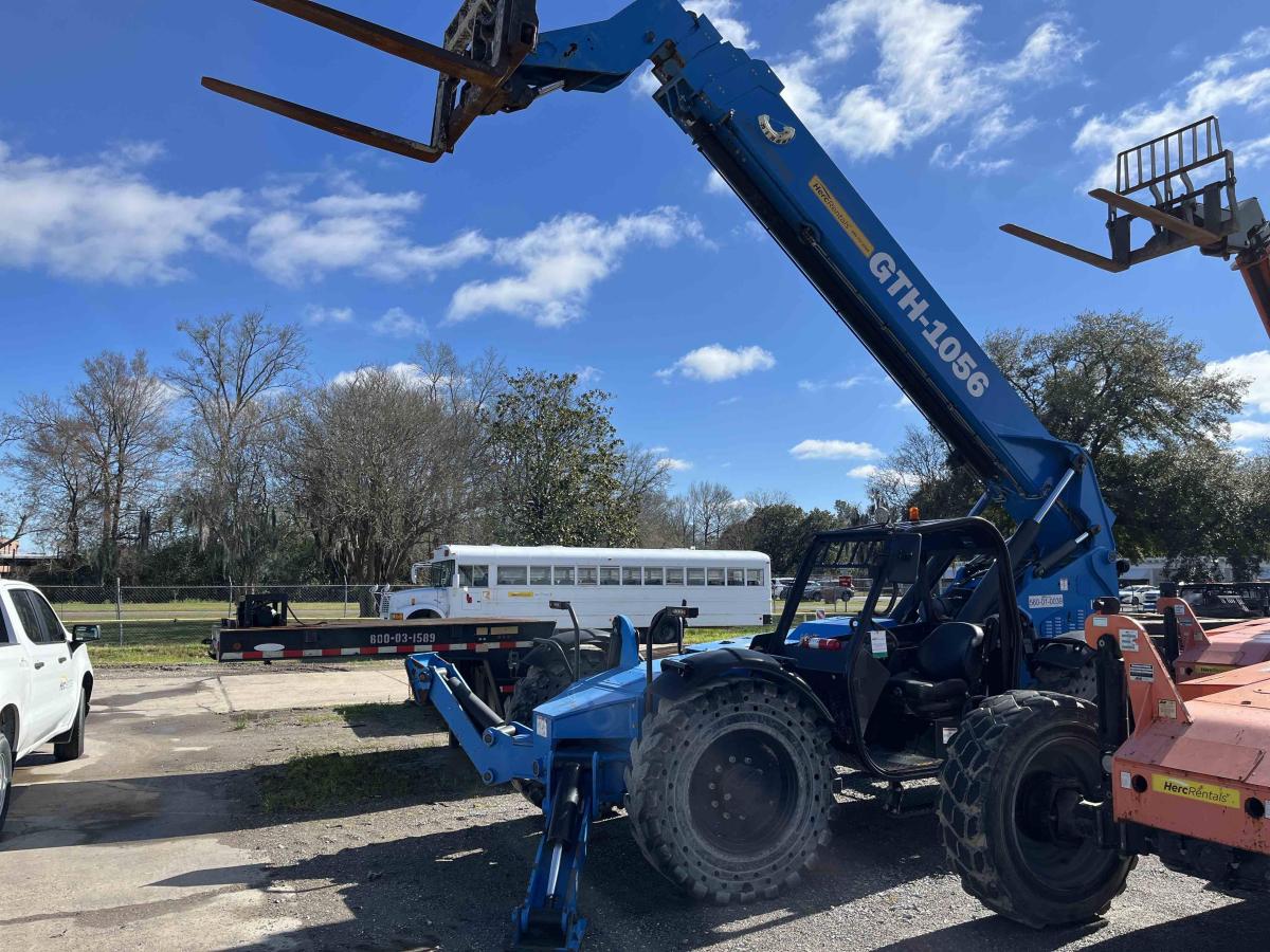2018 Genie GTH-1056