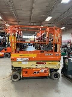 2017 JLG 1930ES
