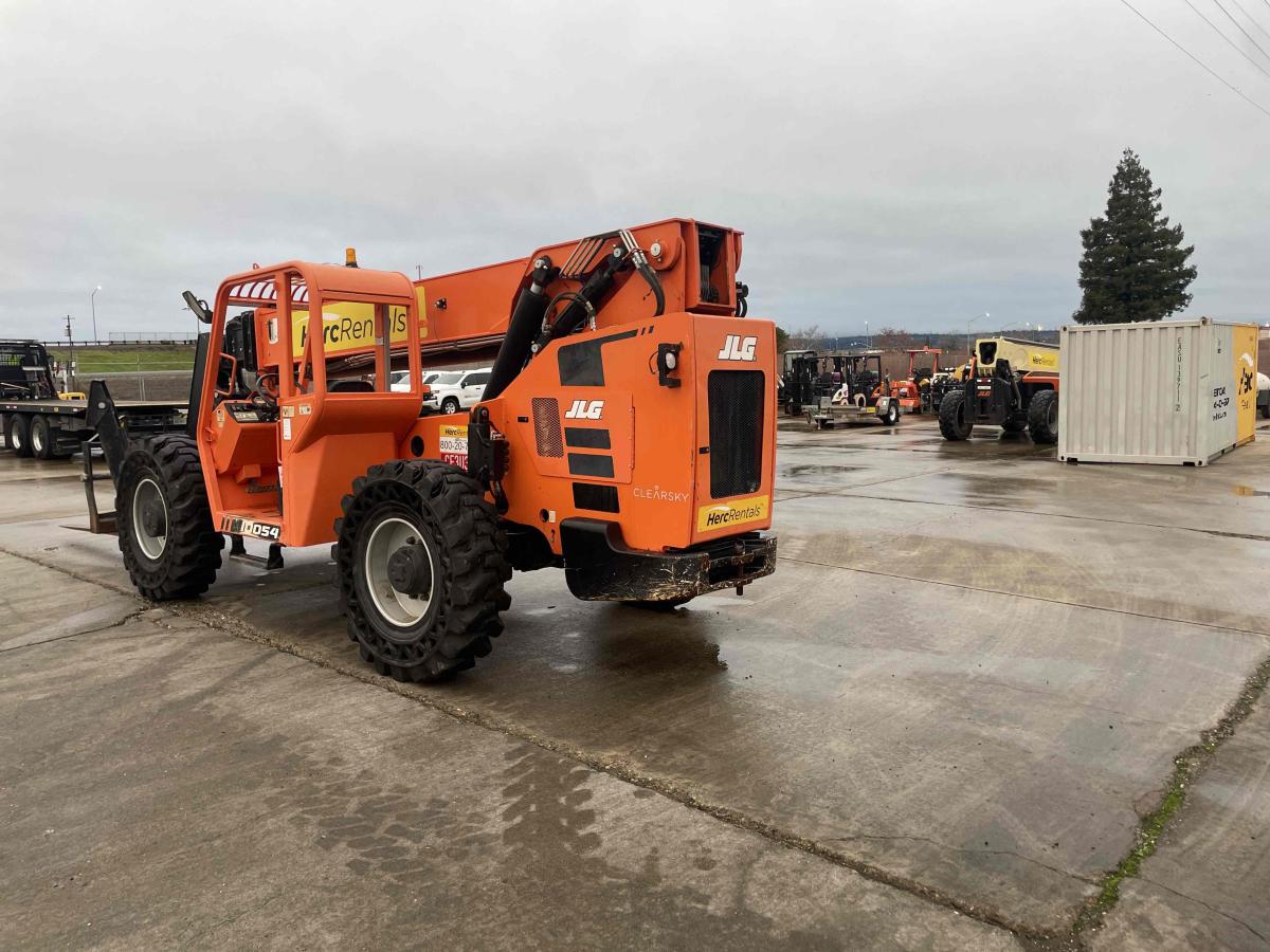 2018 SkyTrak 10054