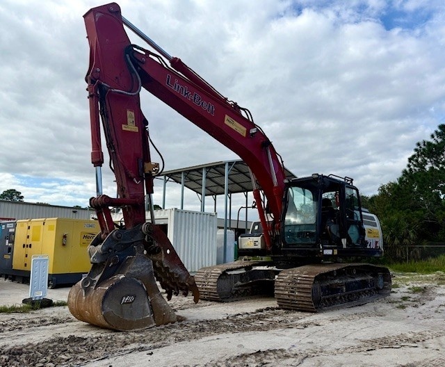 2022 Link-Belt 210 X4-1