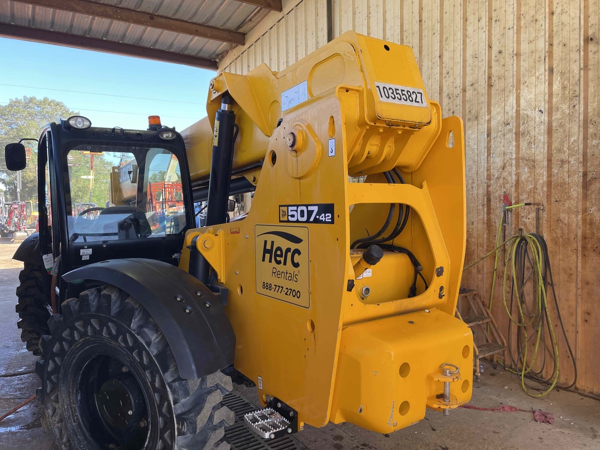 2022 JCB 507-42-3