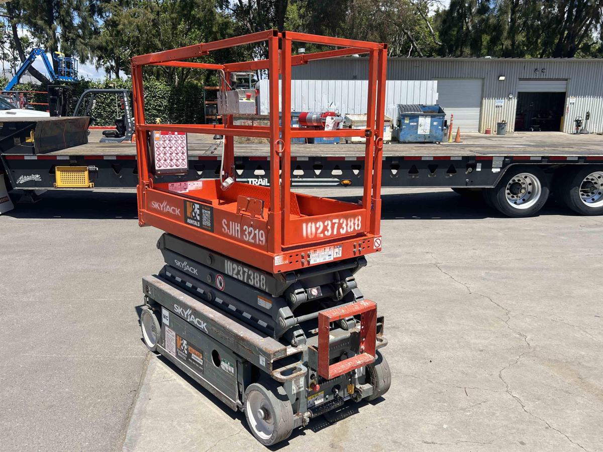 2018 Skyjack SJ3219