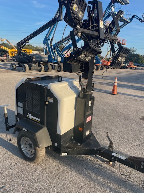 2019 Allmand Night-Lite V-2