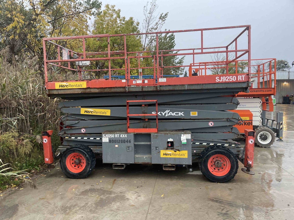 2016 Skyjack SJ9250 RT