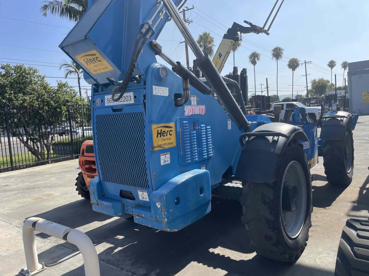 2018 Genie GTH-1056-3