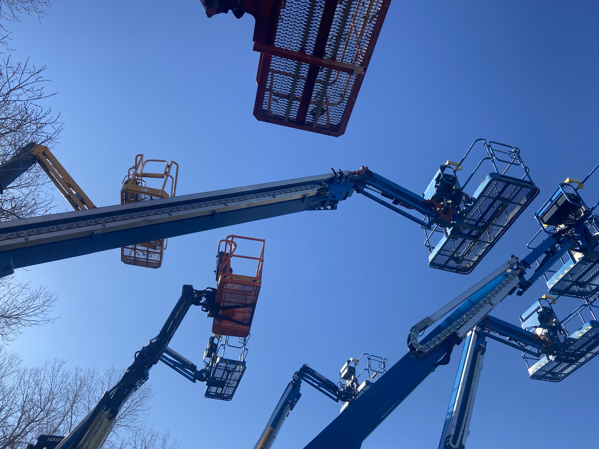 2018 Genie S-85-4