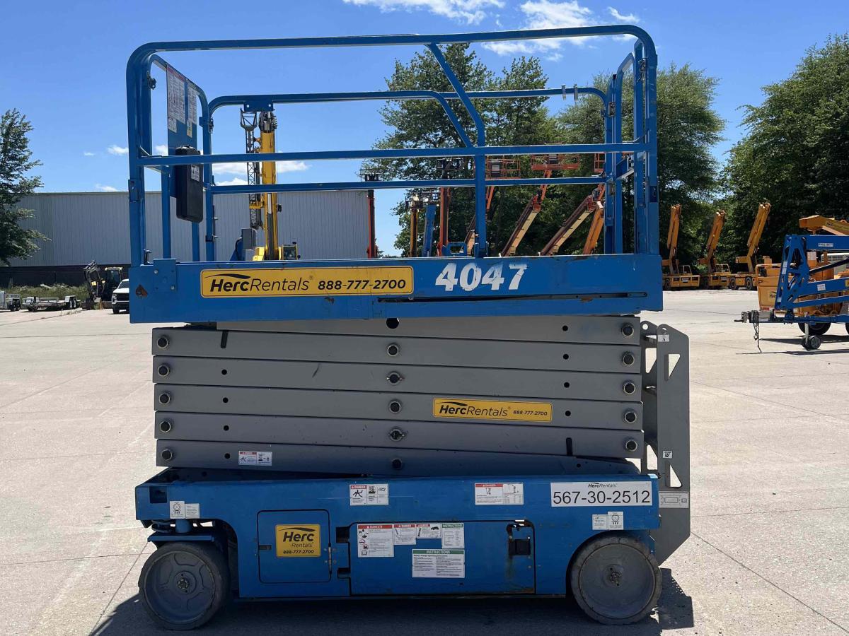 2016 Genie GS-4047