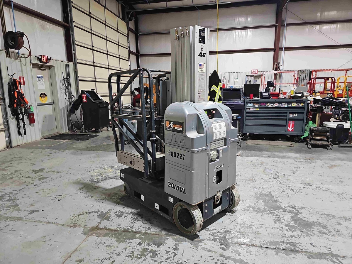 2018 JLG 20MVL-3