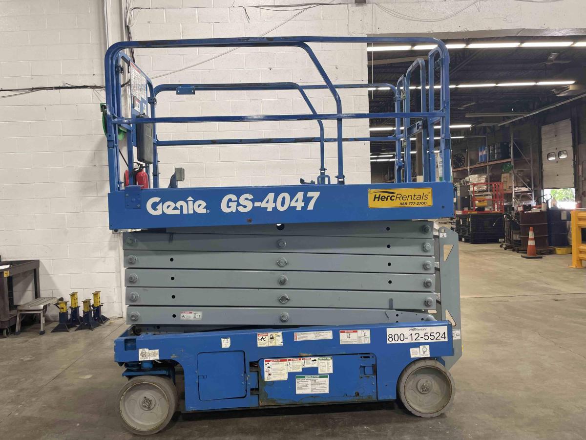 2016 Genie GS-4047