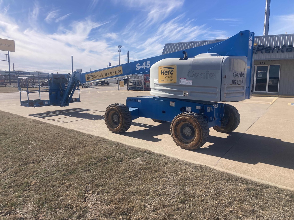 2017 Genie S-45-6
