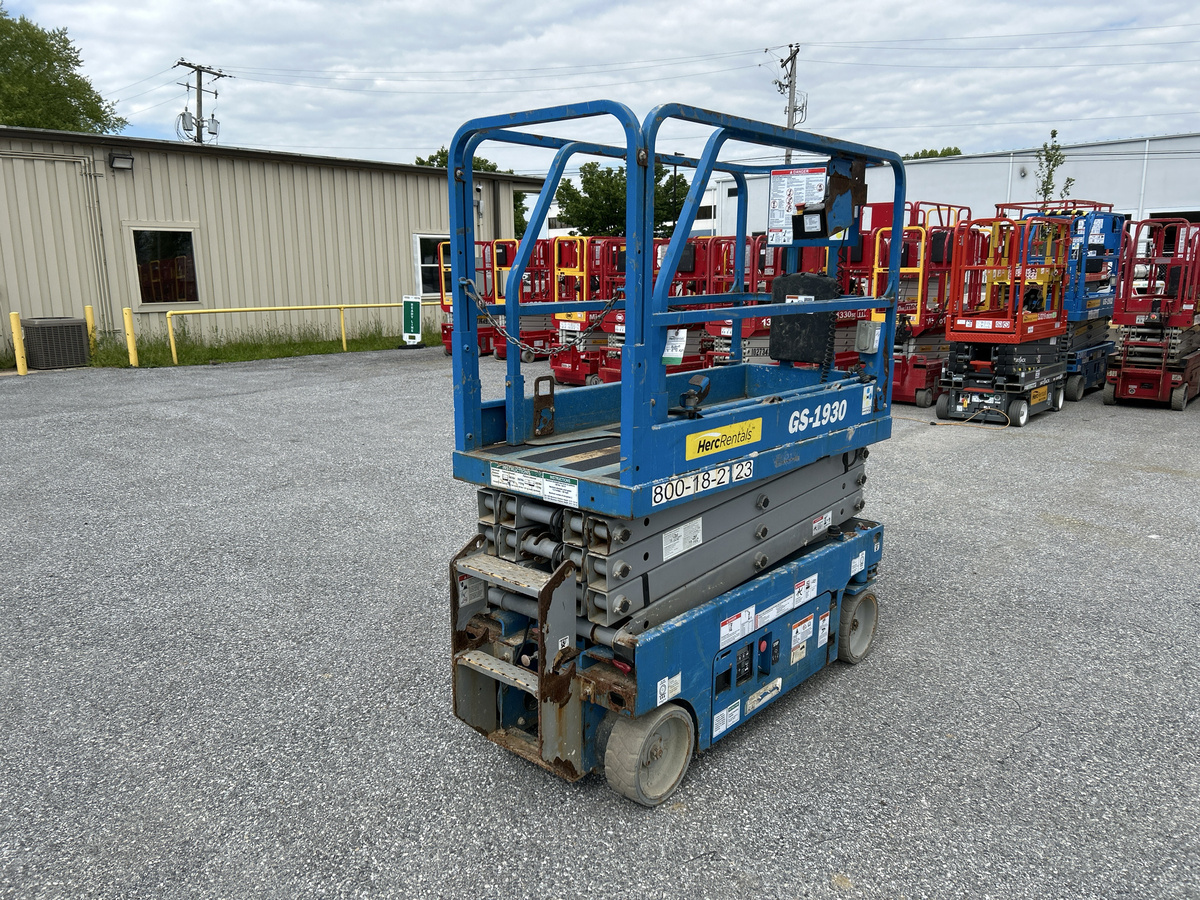 2017 Genie GS-1930-8
