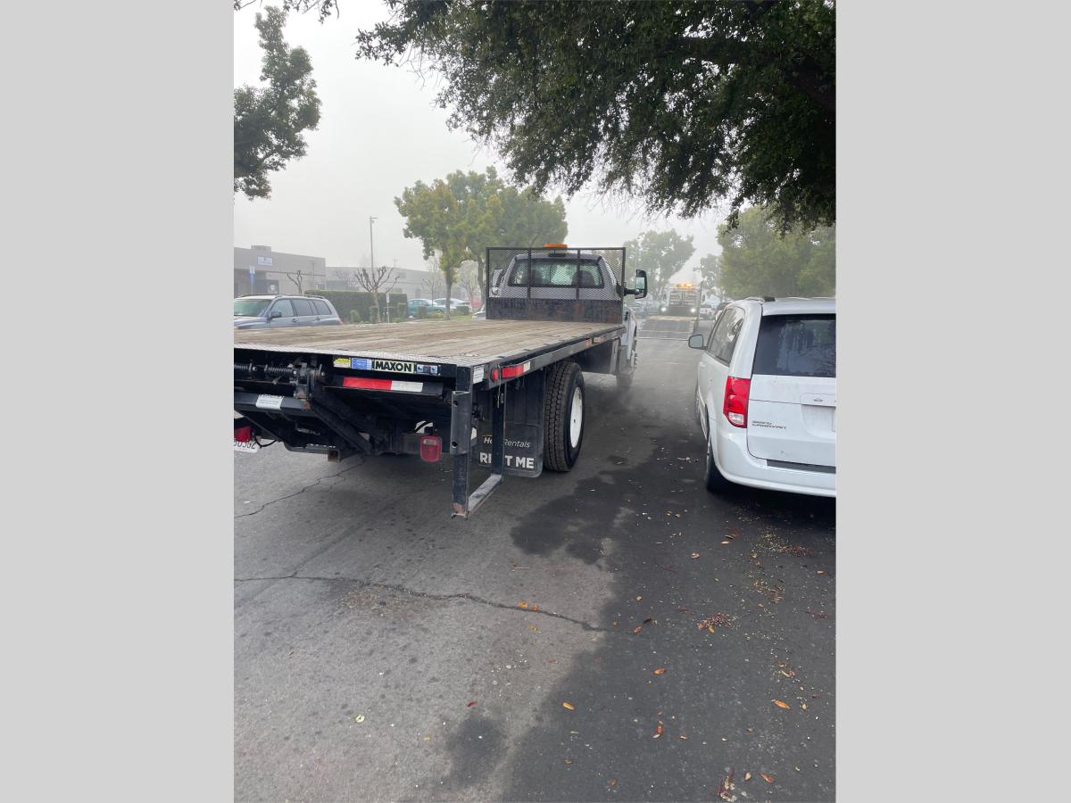 2018 Ford F750-3