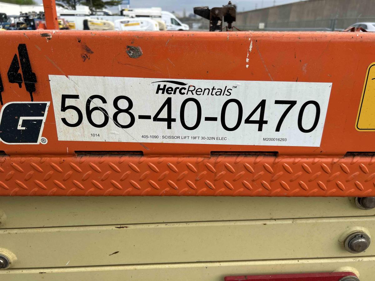 2018 JLG 1932R