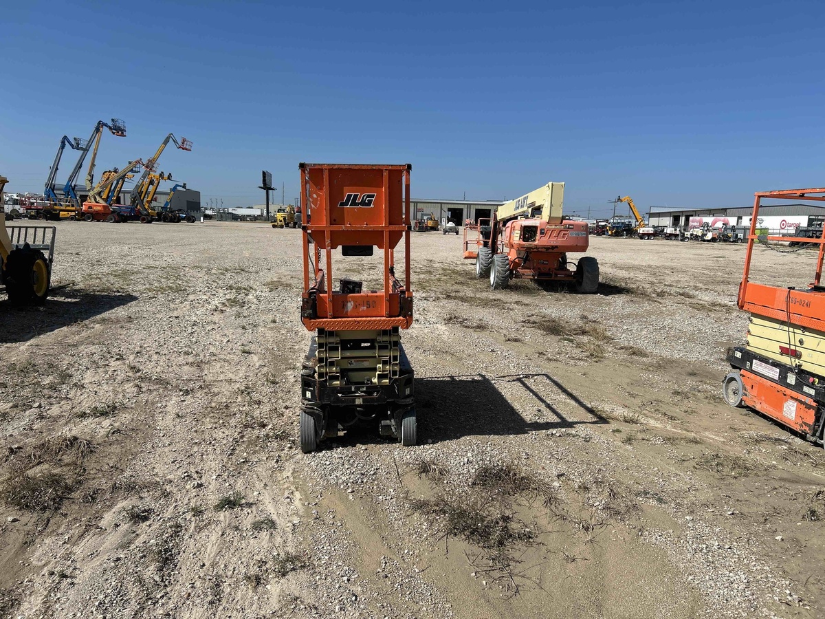 2018 JLG 1932R-2