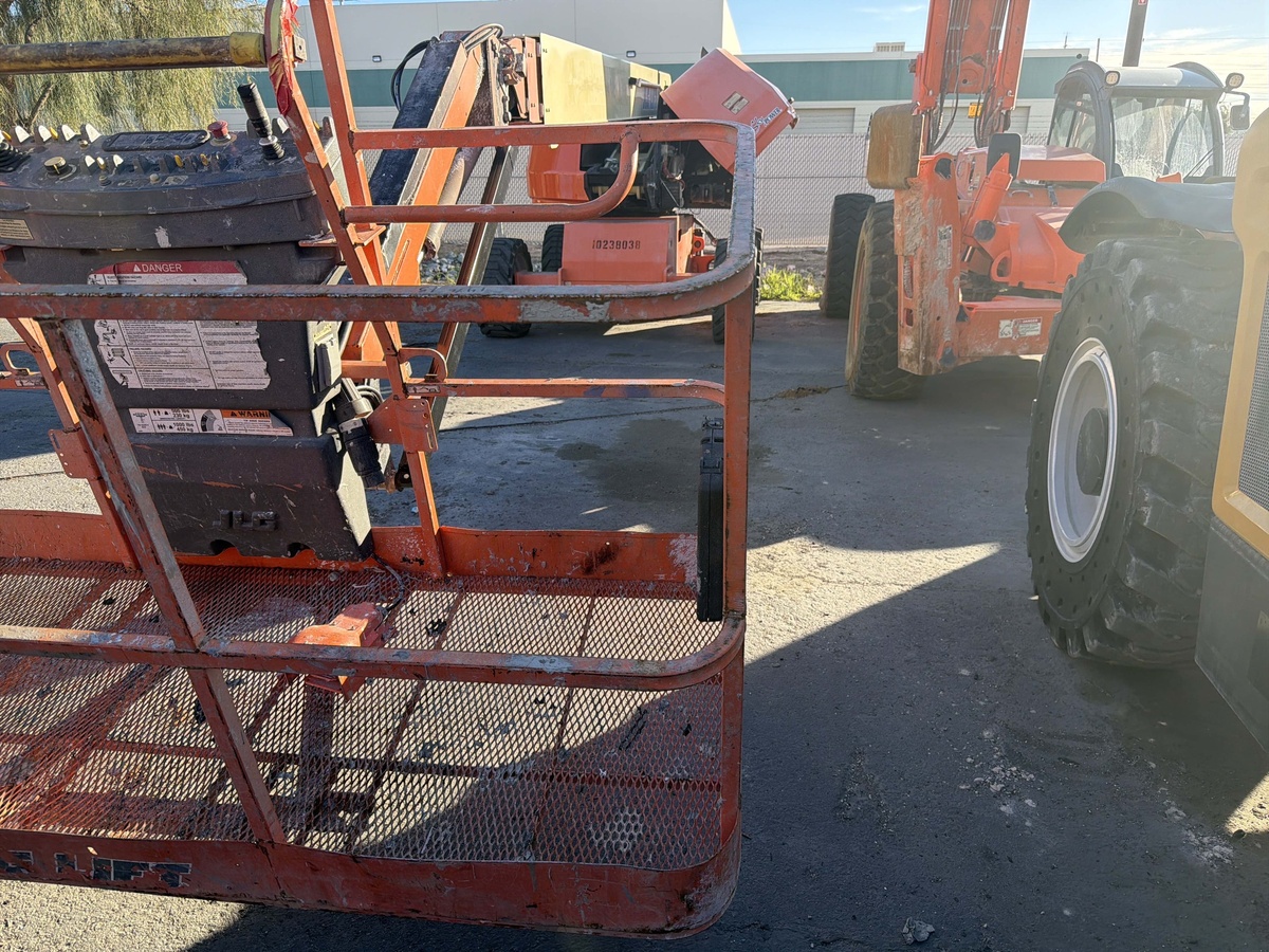 2018 JLG 660SJ-2