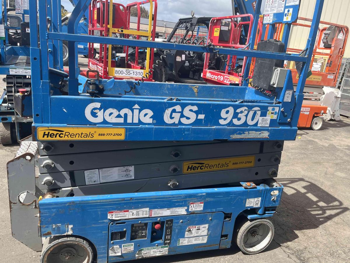 2018 Genie GS-1930
