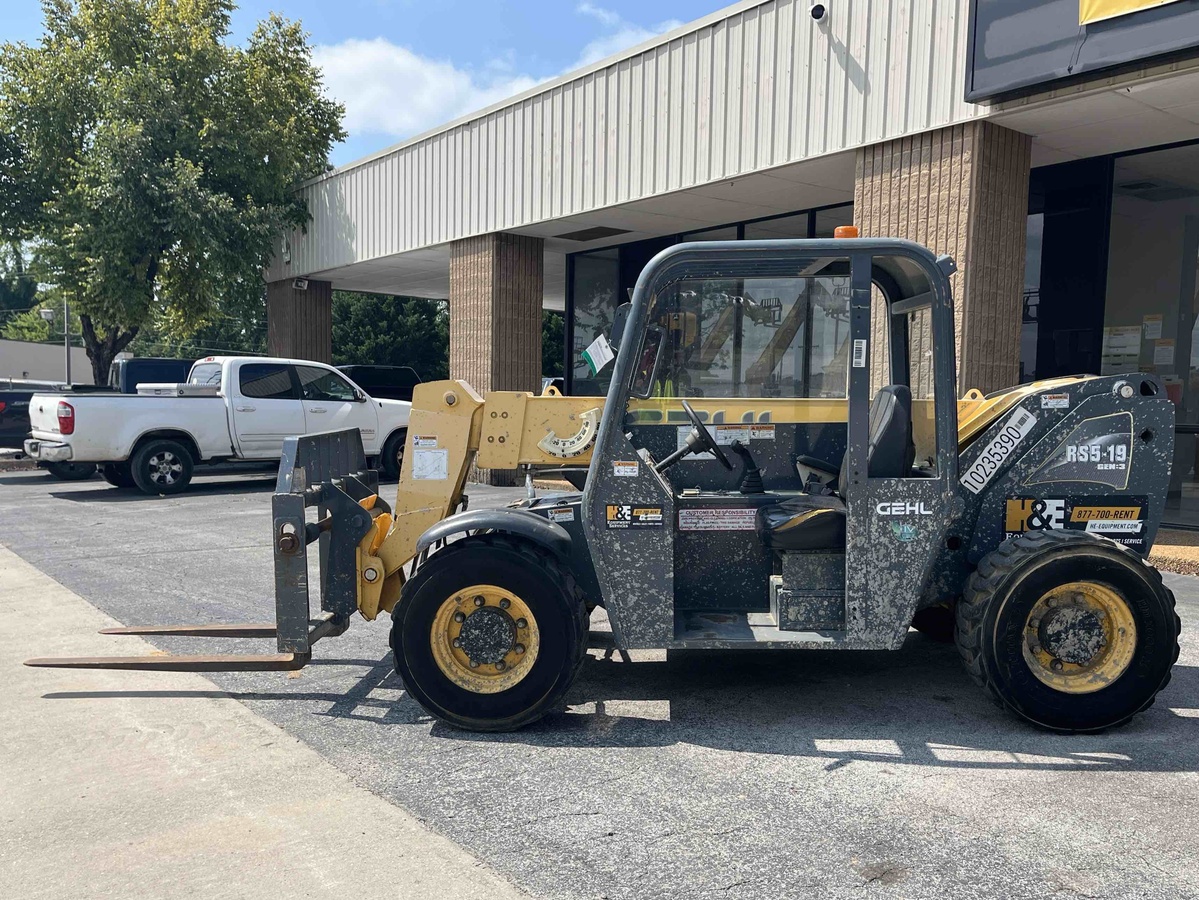 2018 Gehl RS5-19-10