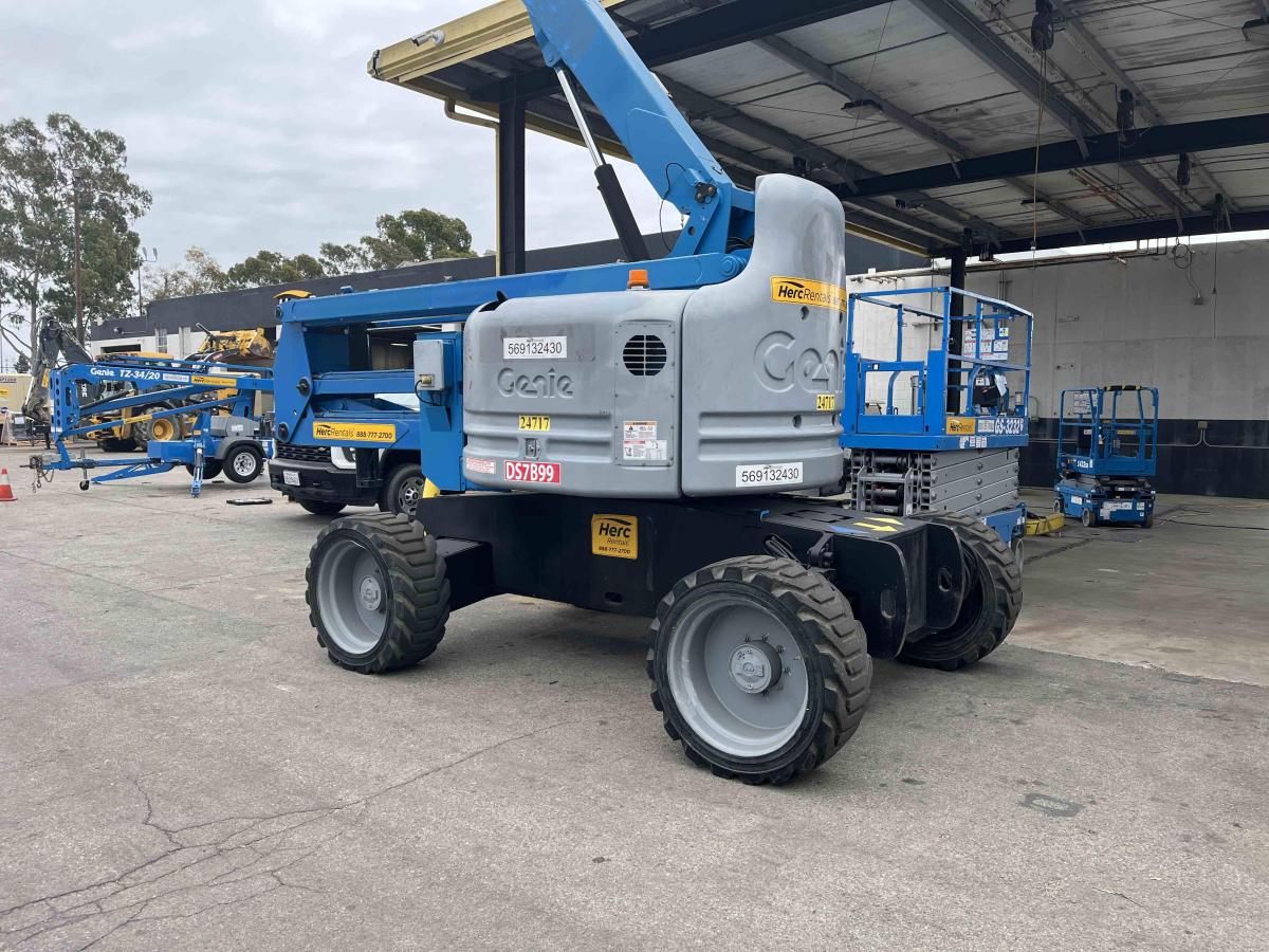 2013 Genie Z-60/34