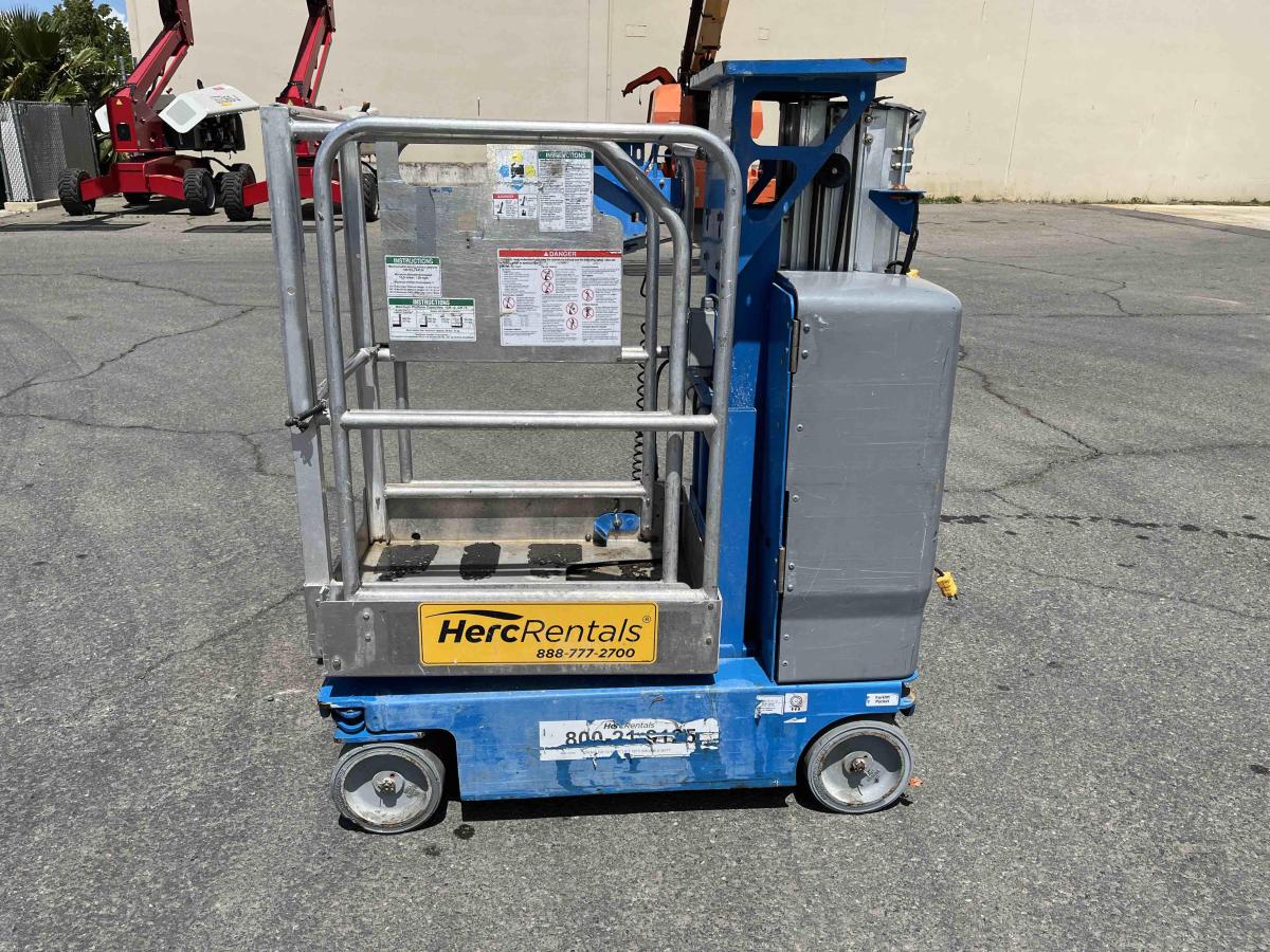 2018 Genie GR-12-3