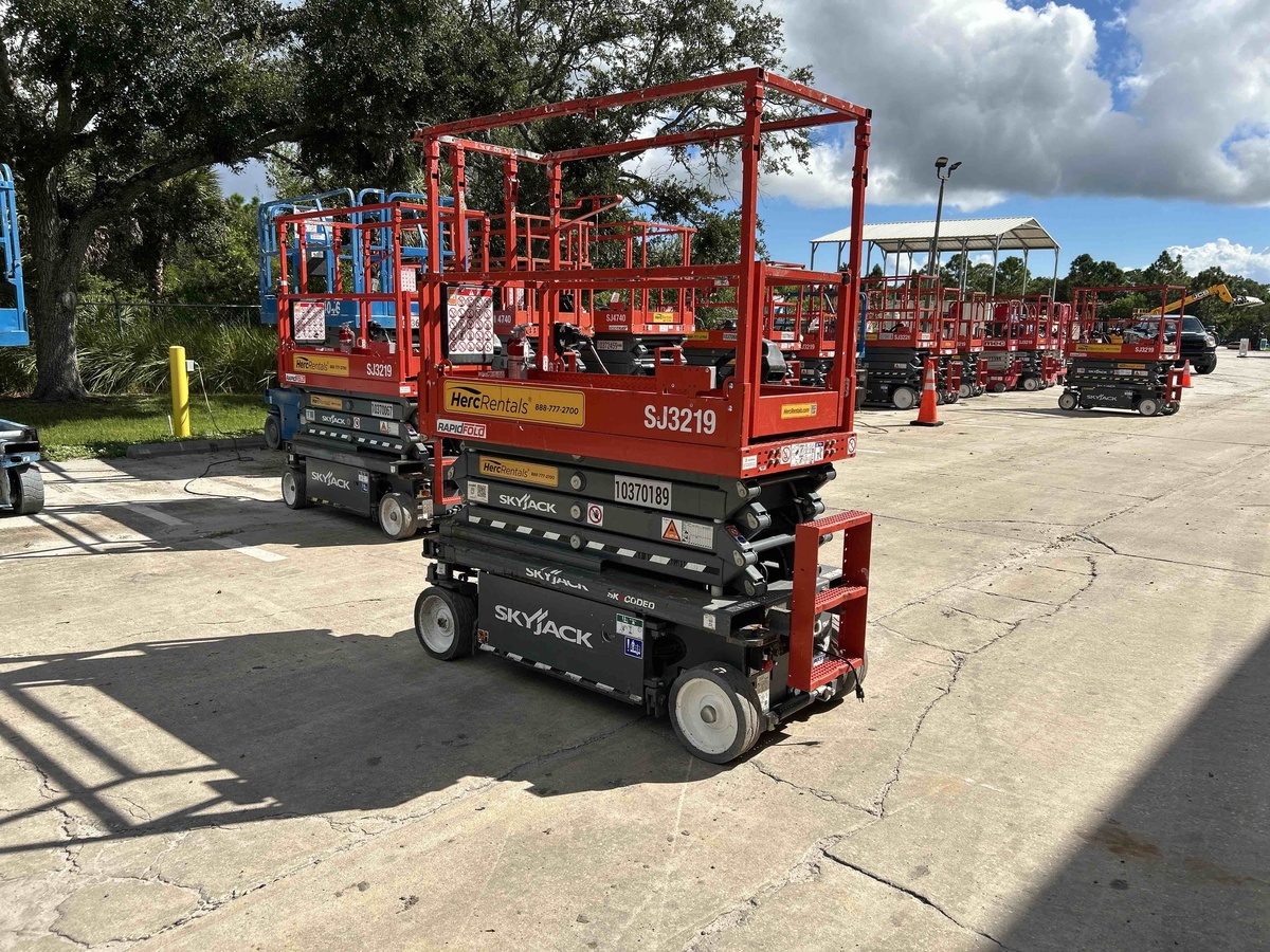 2022 Skyjack SJ3219-4