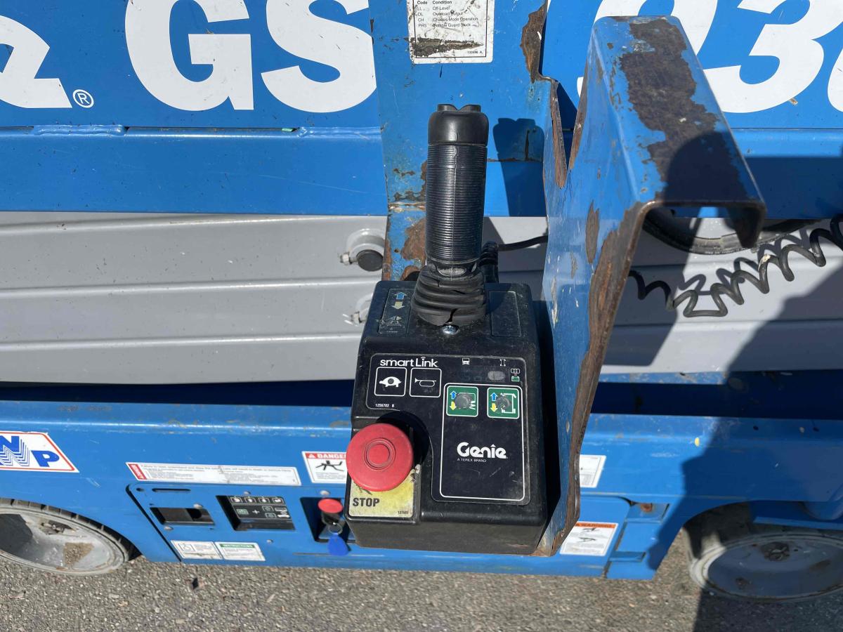 2017 Genie GS-1930