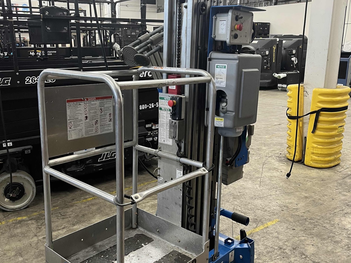 2019 Genie AWP-25S-3