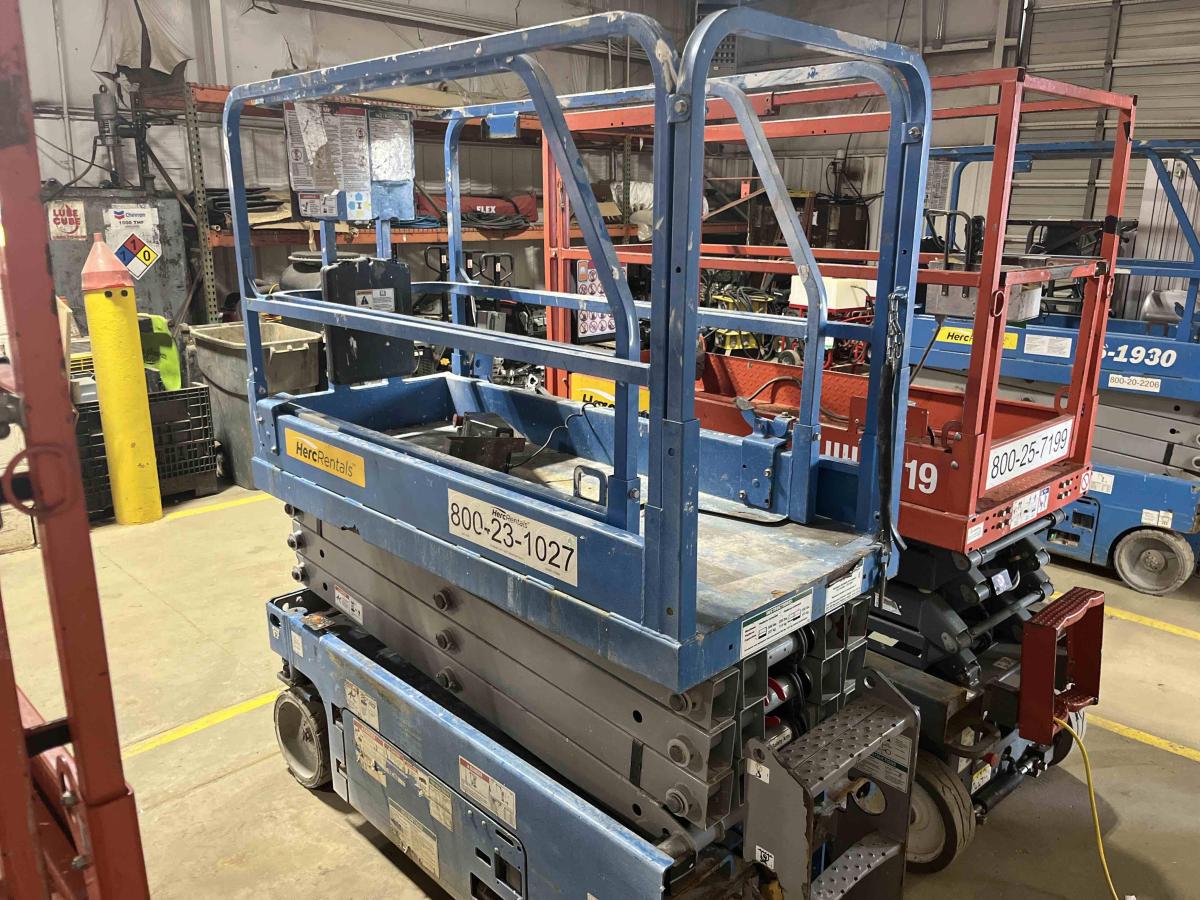 2018 Genie GS-1930