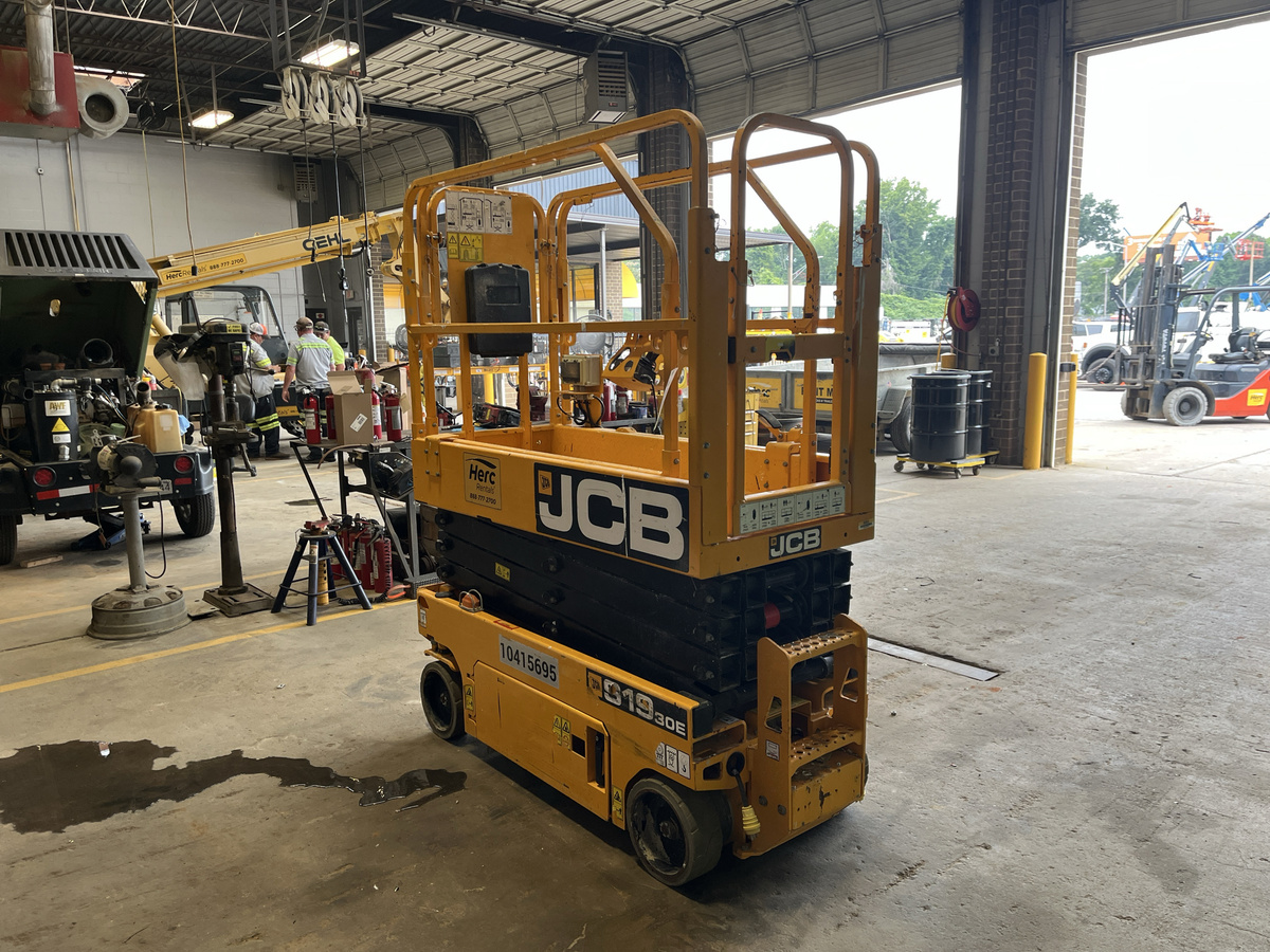2023 JCB S1930E-2