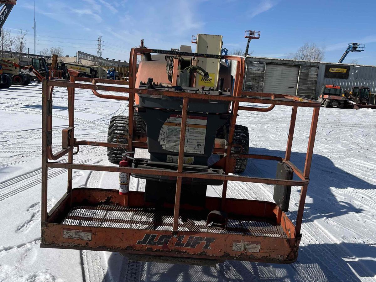 2016 JLG 450AJ-2