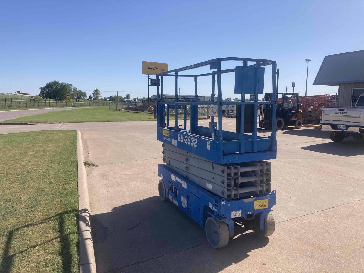 2016 Genie GS-2632