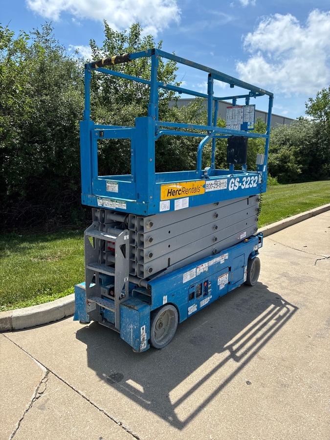 2019 Genie GS-3232-2