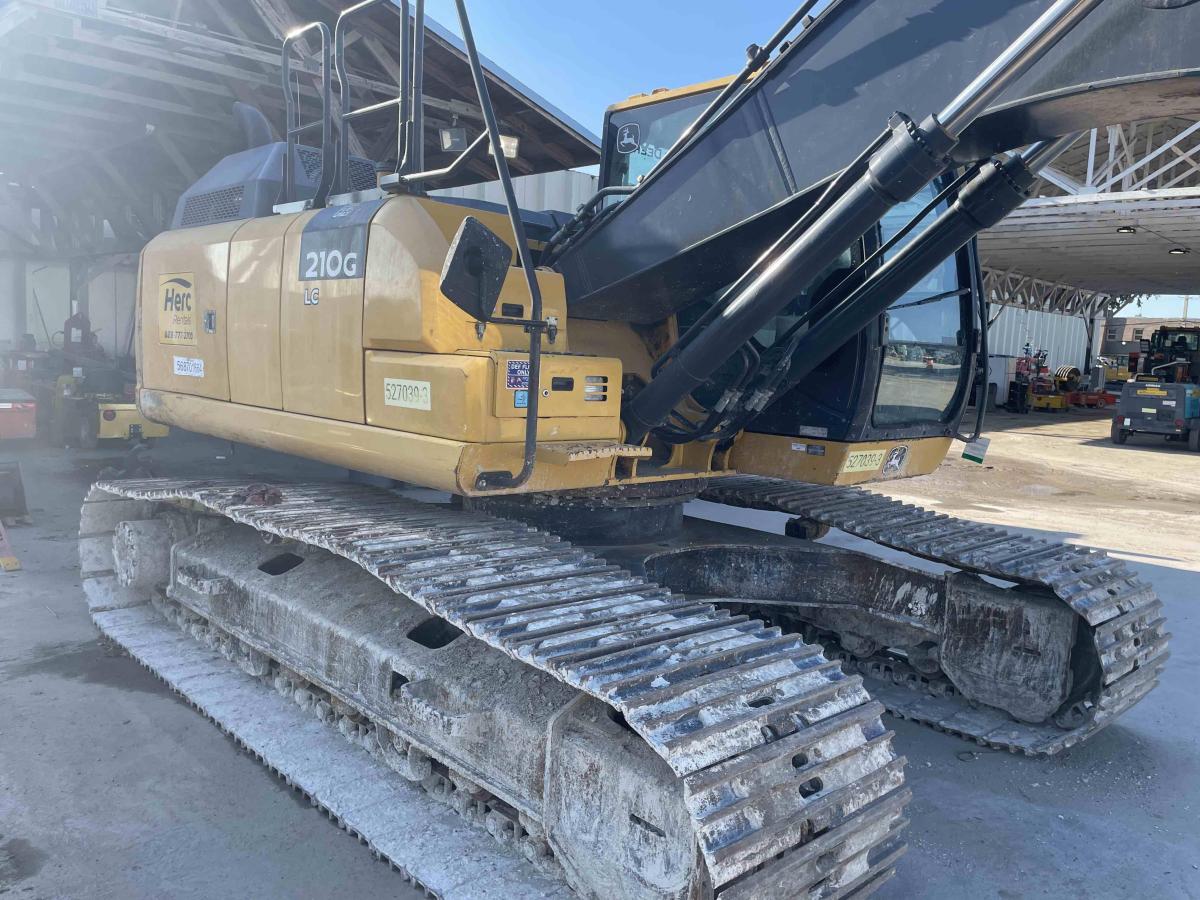 2019 John Deere 210G