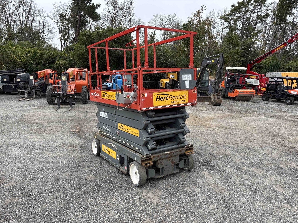 2020 Skyjack SJ4740-2