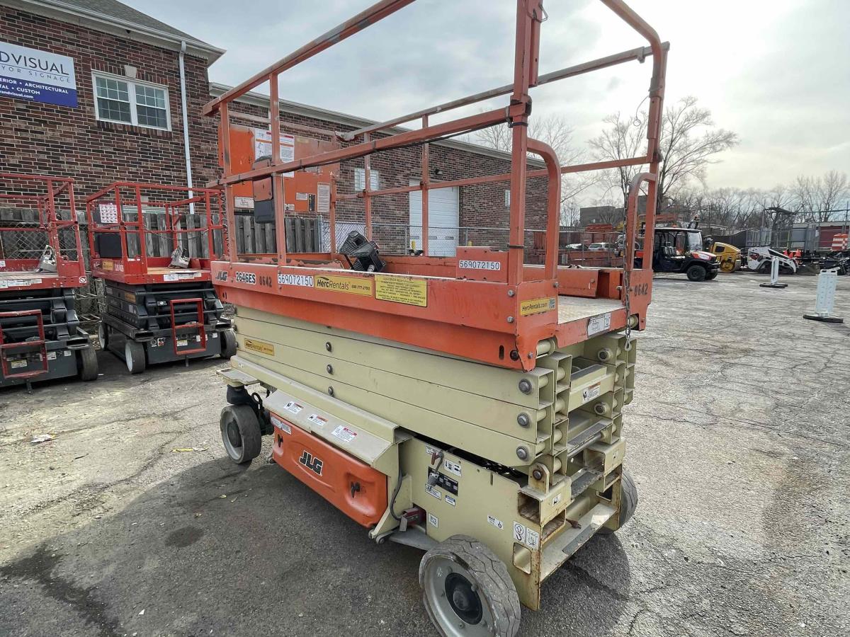 2019 JLG 2646ES