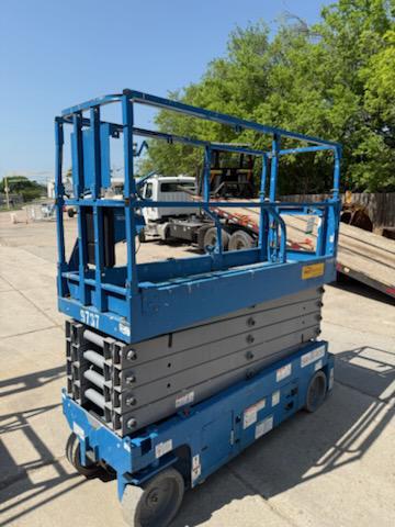 2018 Genie GS-3232