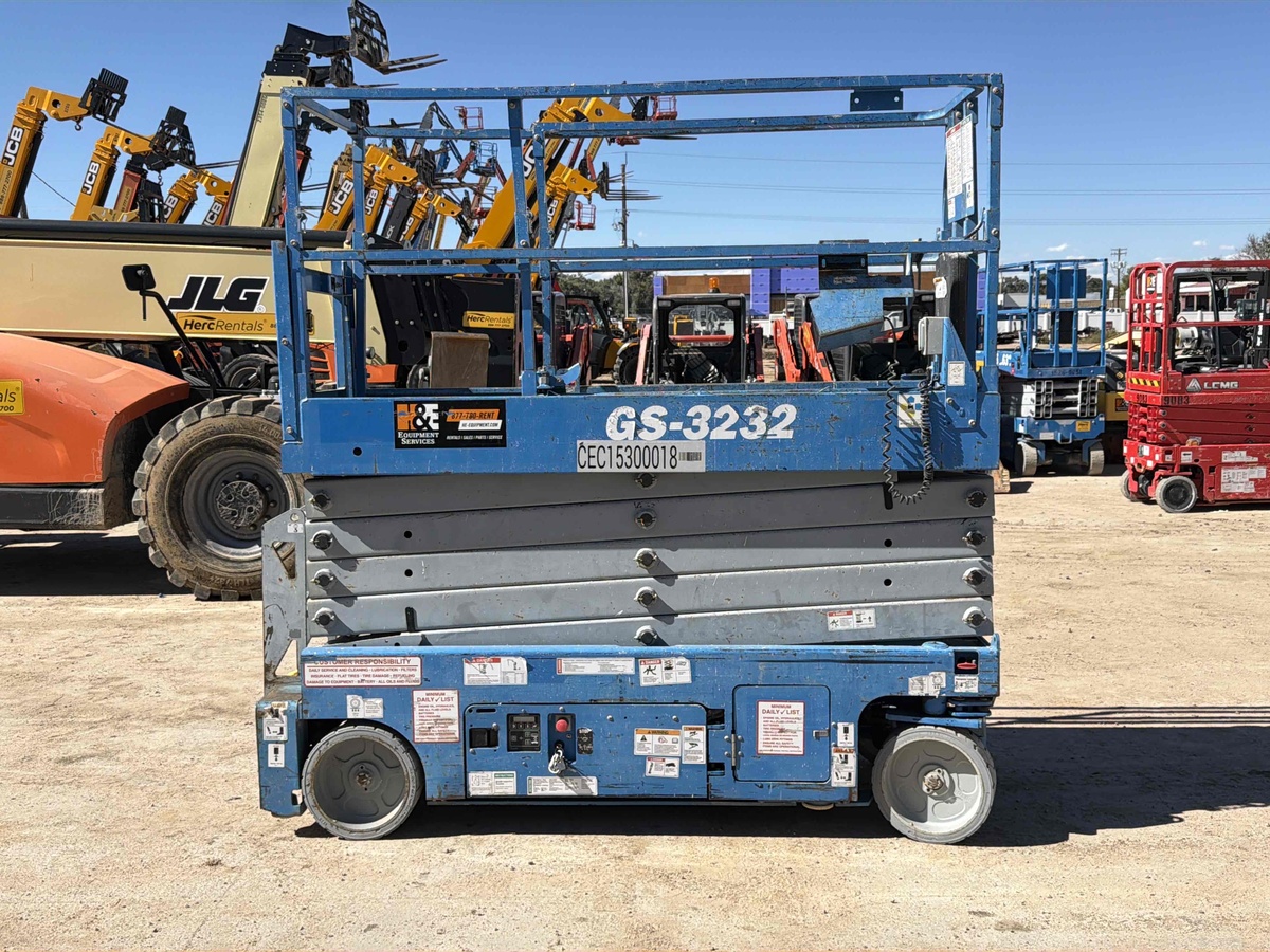 2015 Genie GS-3232-2