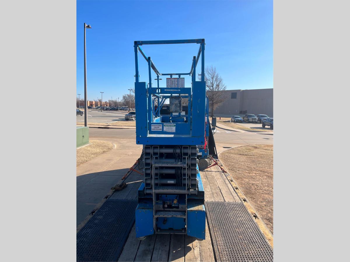 2016 Genie GS-3232