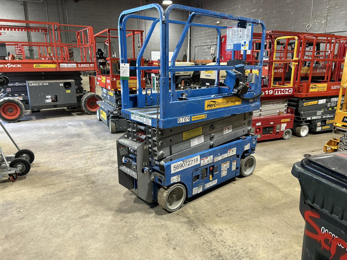2019 Genie GS-1930