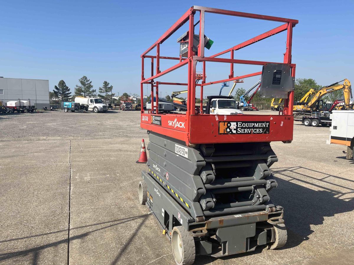 2018 Skyjack SJ4740
