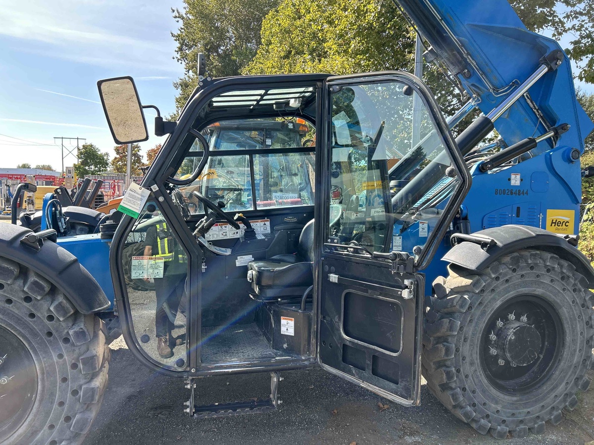 2019 Genie GTH-1056